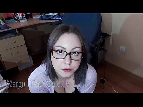❤️ Pudici puella cum Vitra sugit Dildo penitus in Camera Sluts apud nos